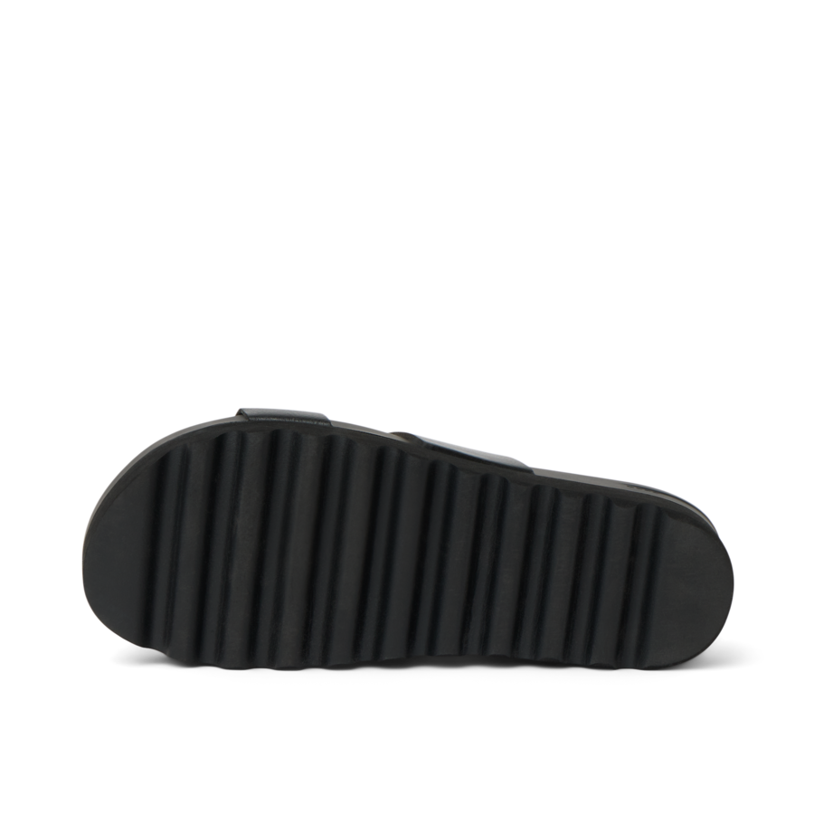 CI4710_VISTA_HI_BLACK_BLACK_O_SHADOW-900x900-c4cc11b.png