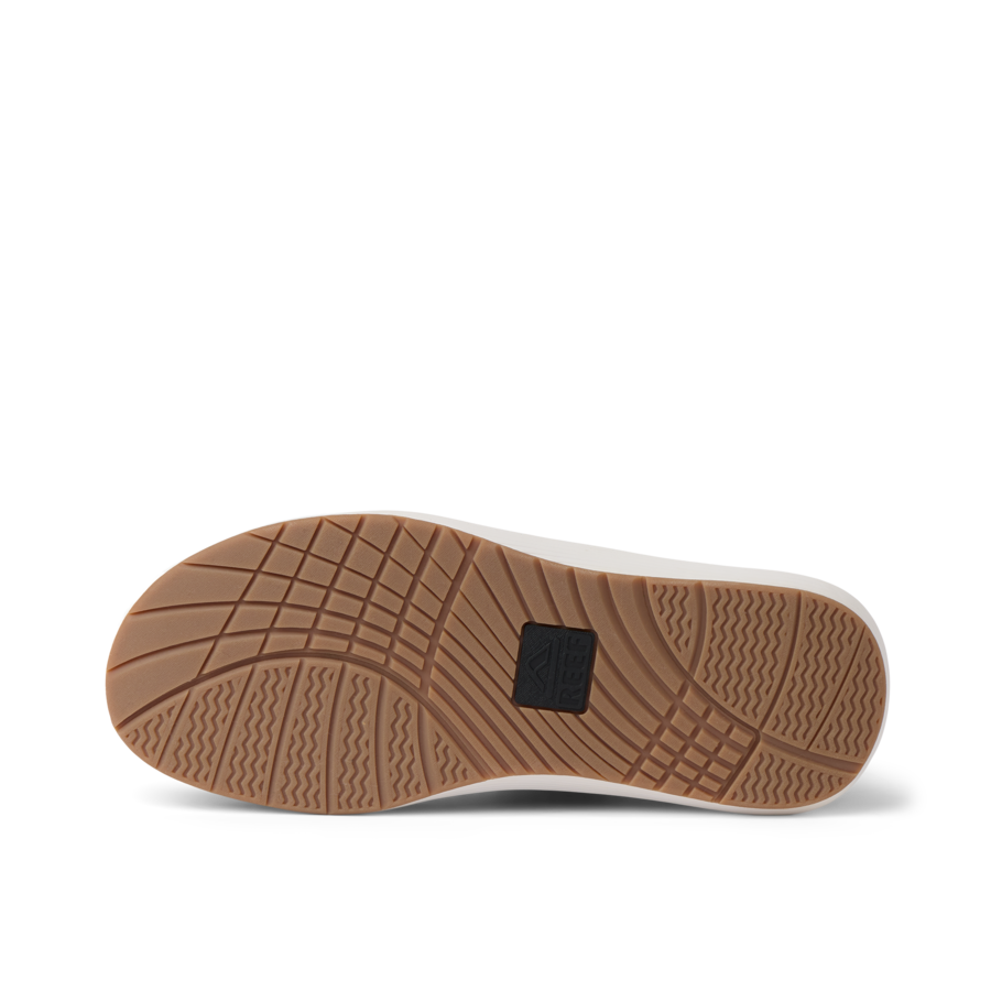 CJ5125_SCALLYWAG_BLACK_WHITE_GUM_O_SHADOW-900x900-c4cc11b.png