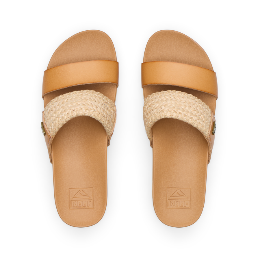 CJ5800_CUSHION_VISTA_HIGHER_NATURAL_RAFFIA_T_SHADOW-900x900-c4cc11b.png