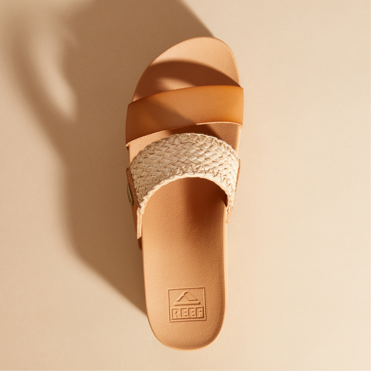 CJ5800_Vista_Higher_Natural_Raffia_abovethefold-1.jpg