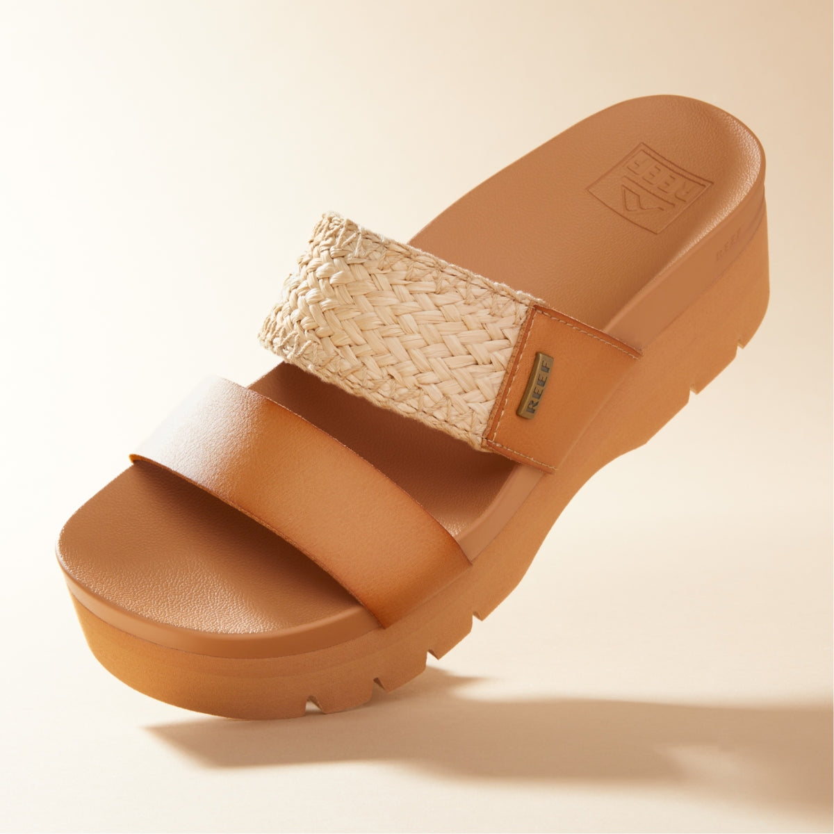 CJ5800_Vista_Higher_Natural_Raffia_abovethefold-2.jpg