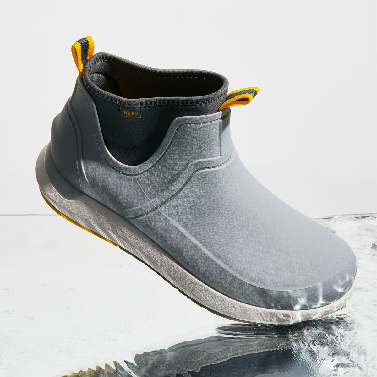 CJ6094_Scallywag_Grey_abovethefold-1.jpg