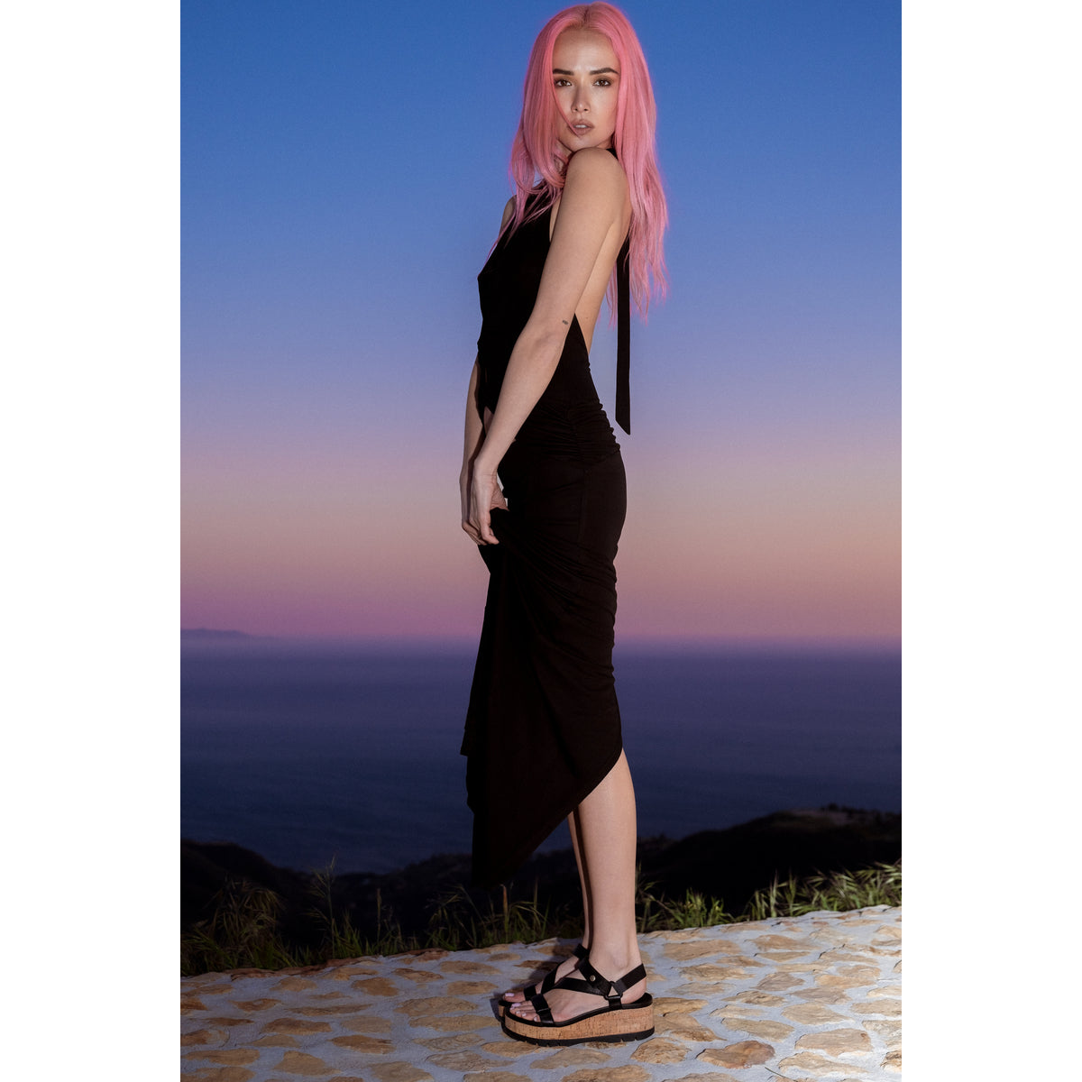 CJ6170_VISTA_HIGHER_LUNA_BLACK.jpg