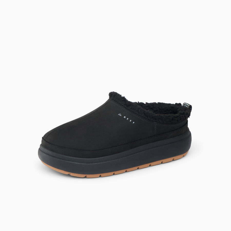 CJ6181_WEEKENDLOWBROOKE_BLACK_LS-900x900-831cf75.jpg