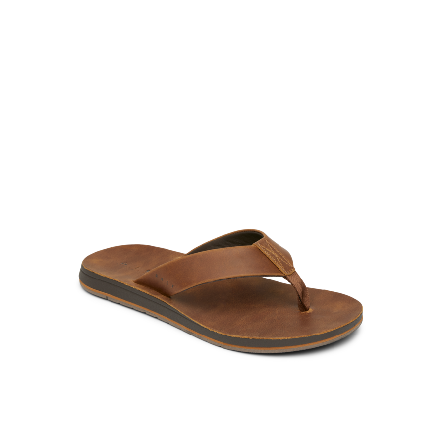 CJ6246_OJAI_CLASSIC_DARK_BROWN_MAIN_shadow-900x900-c4cc11b.png