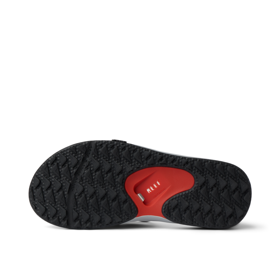 CJ6406_FANNING_PREGAME_RED_GREY_O_SHADOW-900x900-c4cc11b.png