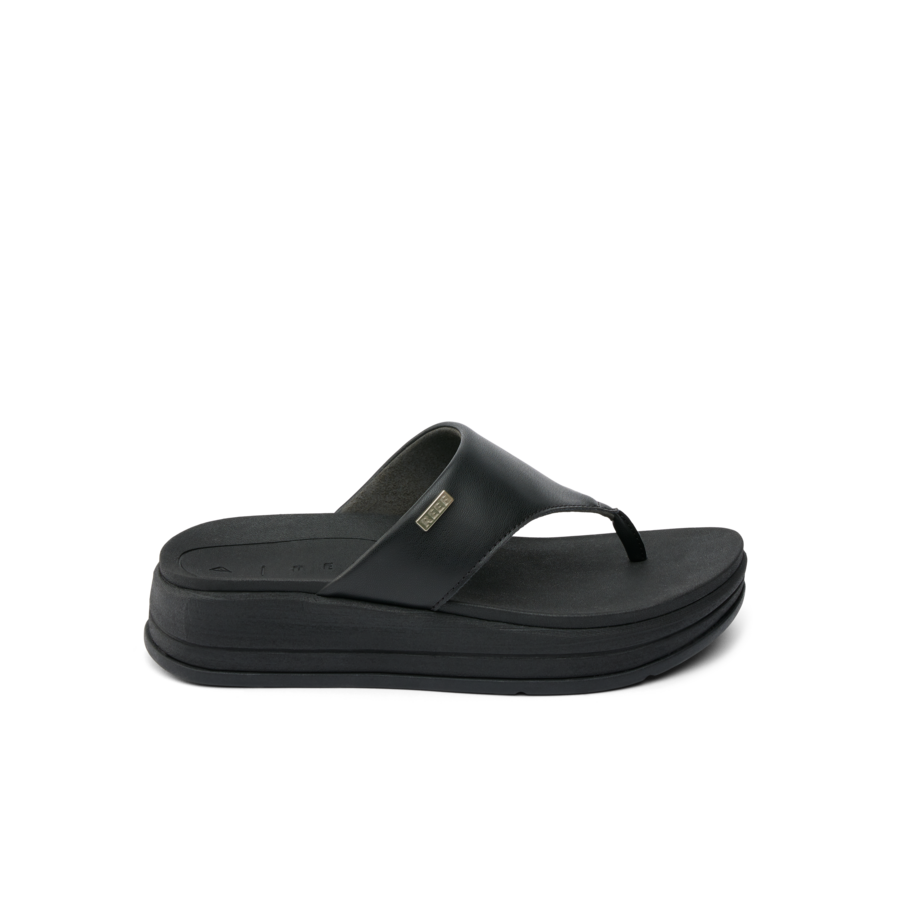 CJ6479_AURA_SERENITY_BLACK_RS_shadow-900x900-c4cc11b.png