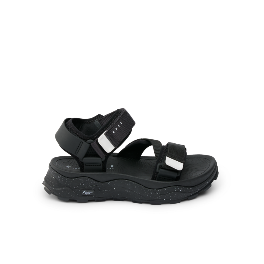 CJ6483_CROSS_SHORE_BLACK_RS_shadow-900x900-c4cc11b.png