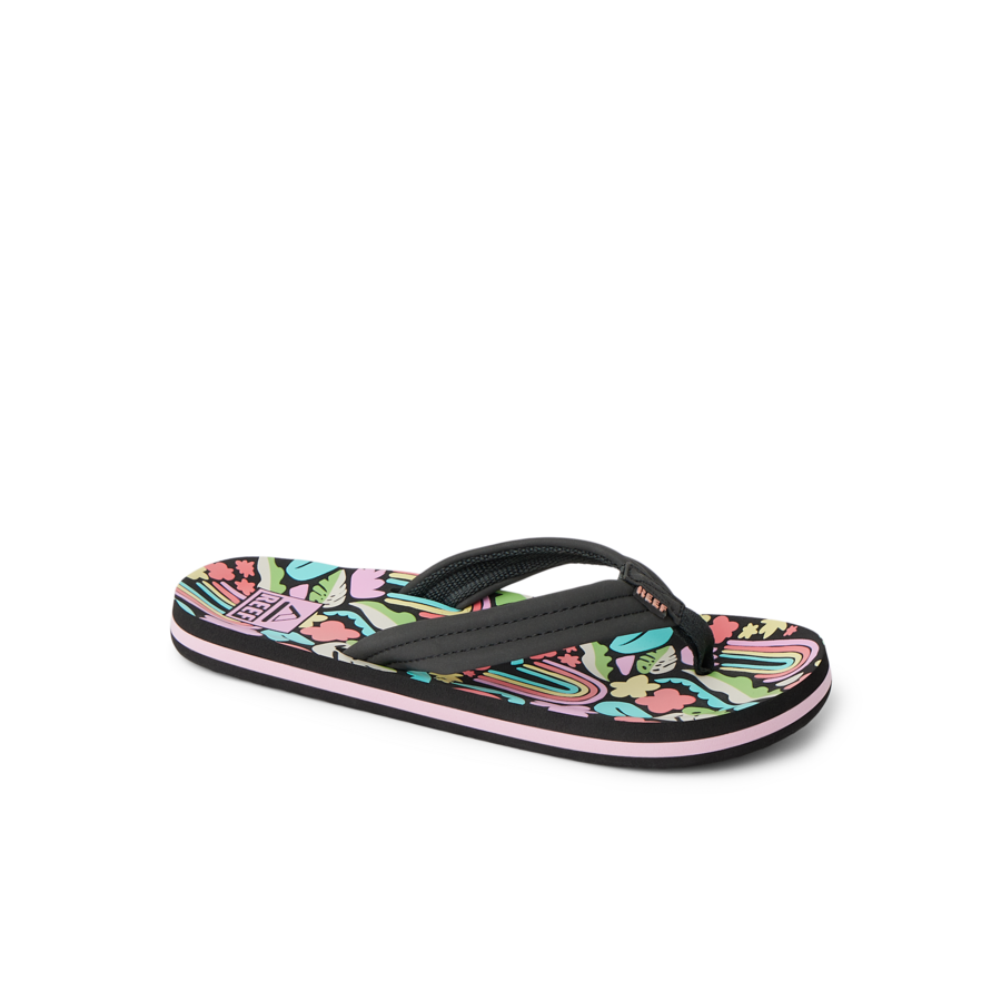 CJ6550_KIDS_AHI_TROPICAL_RAINBOW_MAIN_SHADOW-900x900-c4cc11b.png
