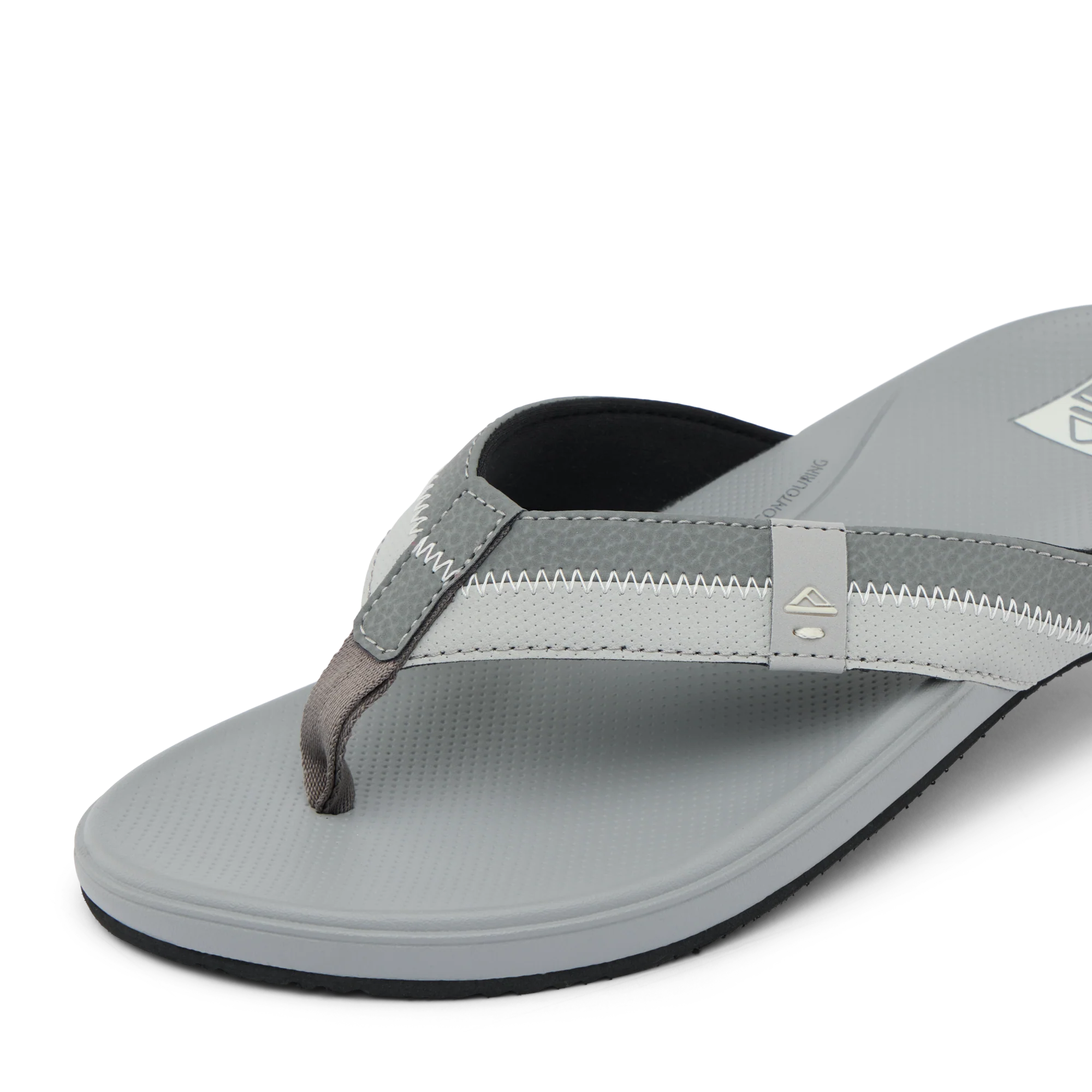 CJ6605_CUSHION_PHANTOM_2.0_GREY_GREY_DTL1_shadow-2000x2000-064a3d6.webp