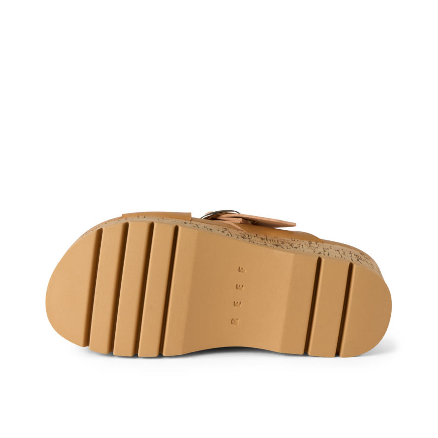 CJ7134_VISTA_HIGHER_GIA_NATURAL_CORK_O_shadow-900x900-c4cc11b.png