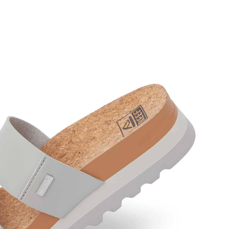CJ7209_CUSHIONVISTAHI_SNAKEDUO_DTL2-900x900-c4cc11b.png