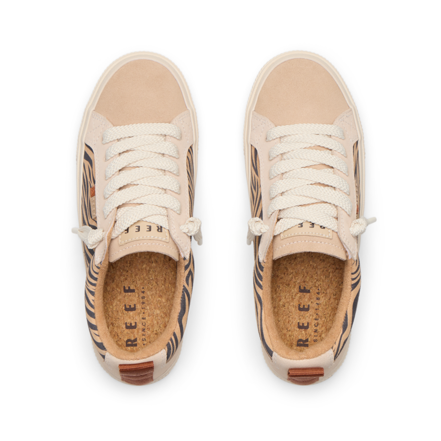CJ7215_LAY_DAY_DAWN_TIGER_SUEDE_T_SHADOW-900x900-c4cc11b-1.png