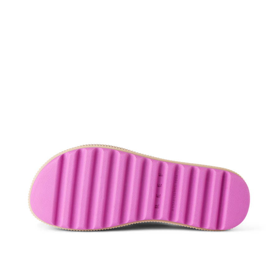 CJ7246_WATERVISTAHIGHER_ORCHID_O-900x900-c4cc11b.png
