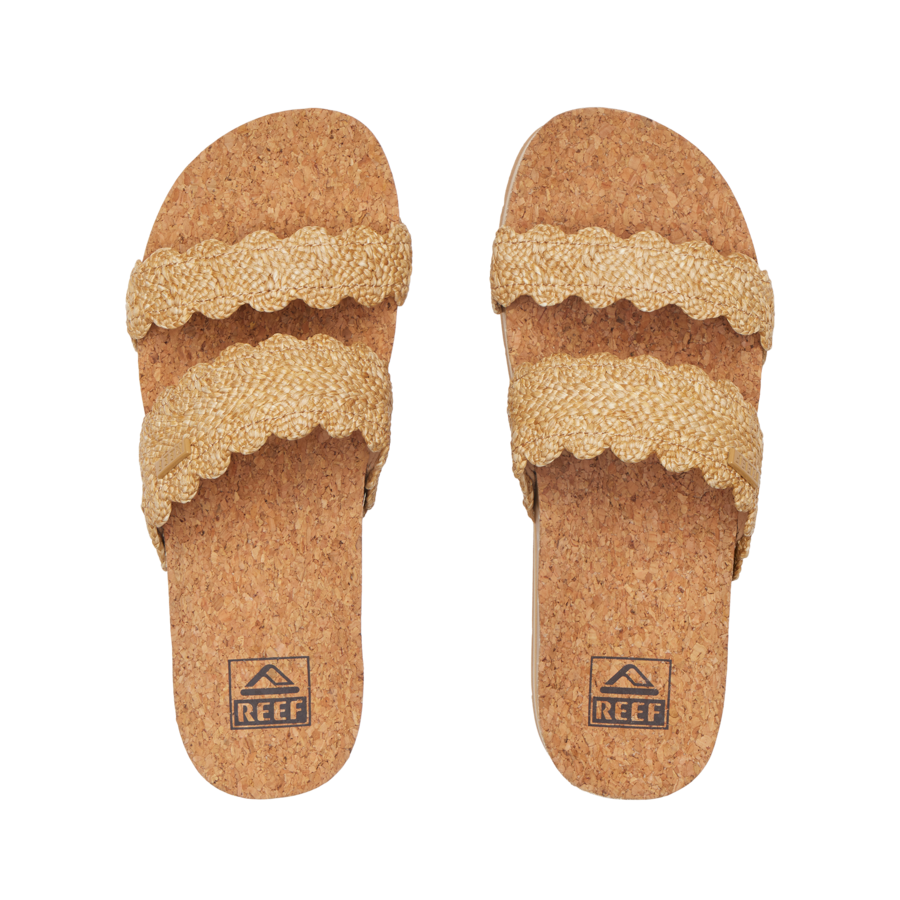 CJ7282_CUSHION_VISTA_HIGHER_SCALOP_TAN_T-900x900-c4cc11b_1.png