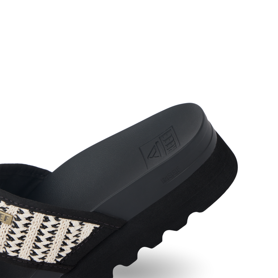 CJ7286_CUSHIONVISTAHI_BLACKTANWOVEN_DTL2-900x900-c4cc11b.png