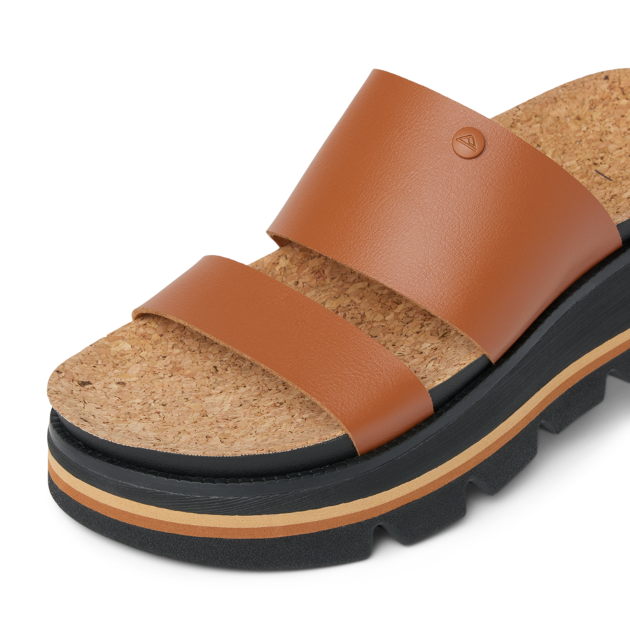 CJ7372_VISTA_LUXE_SIAA_COCOA_BLACK_DTL1-900x900-c4cc11b.png