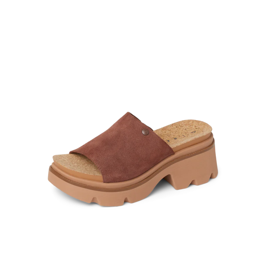 CJ7378_VISTA_LUXE_EVIE_BROWN_LS-900x900-c4cc11b.webp