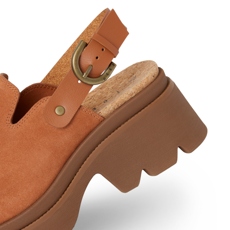 CJ7388_VISTA_LUXE_SOLENE_BROWN_DTL2-900x900-c4cc11b.png