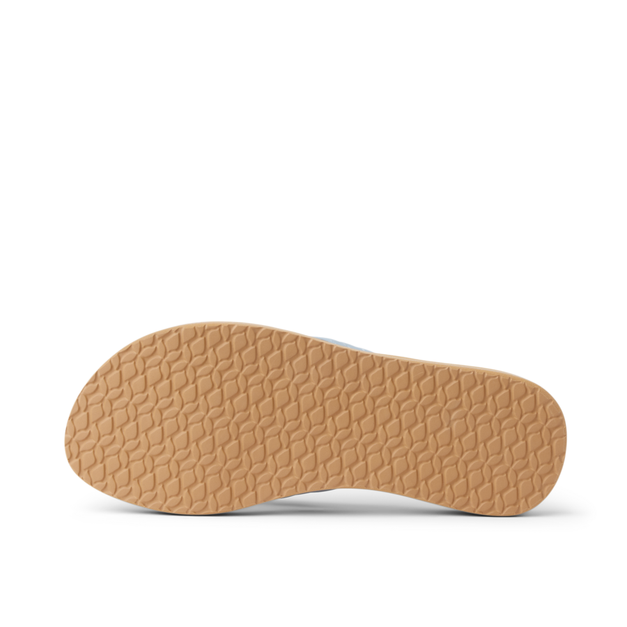CJ7452_REEF_CUSHION_BREEZE_DUSTY_BLUE_O_SHADOW-900x900-c4cc11b.png