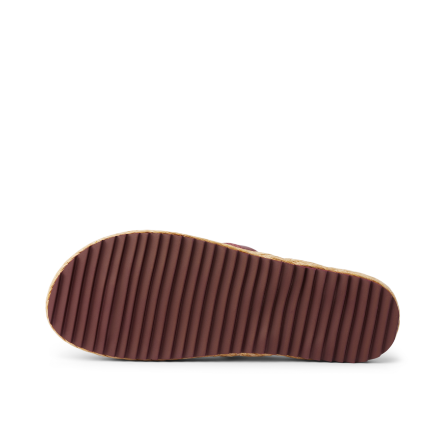 CJ7624_VISTA_CARMEN_CORDOVAN_O_SHADOW-900x900-c4cc11b.png