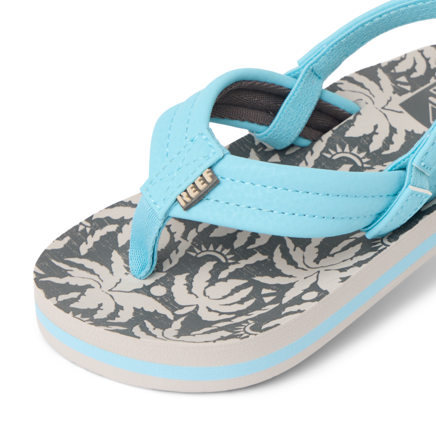 CJ7669_LITTLE_AHI_LIGHT_BLUE_PALM_DTL1_SHADOW-900x900-c4cc11b.png