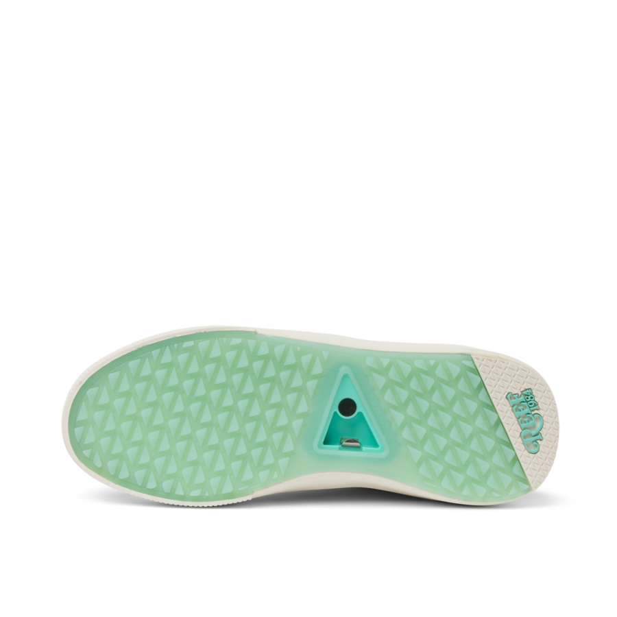 CJ8058_ONSHORE_PINES_X_PALM_OFFWHITE_BLUE_O_SHADOW-900x900-c4cc11b.png