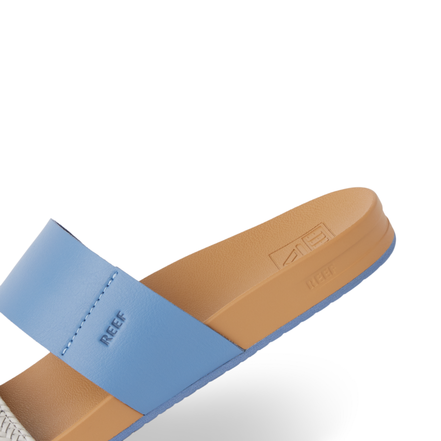 CJ8108_CUSHIONVISTA_BLUEDUOBRAID_DTL2_SHADOW-900x900-c4cc11b.png
