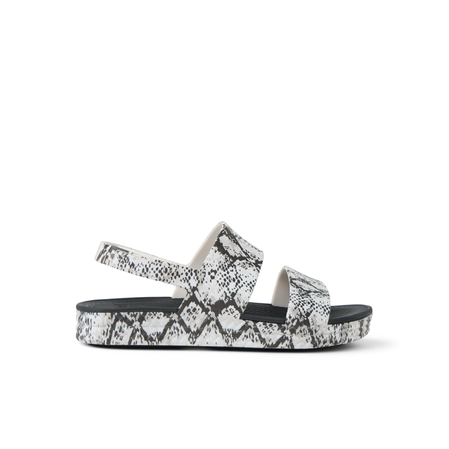 CJ8113_REEF_WATER_VISTA_BLACK_SNAKE_RS_SHADOW-900x900-c4cc11b.png