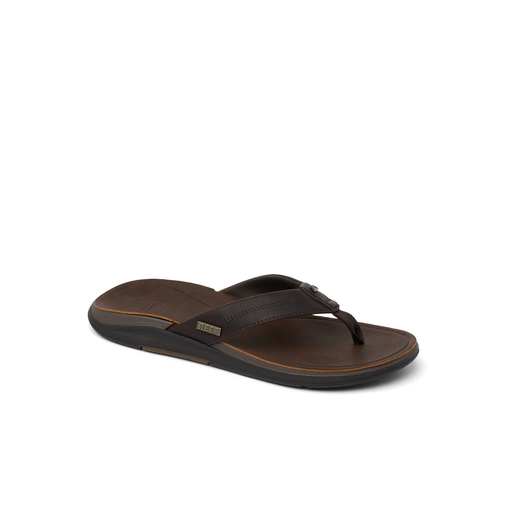 CJ8554_LEATHER_OFFSHORE_DARK_BROWN_MAIN_SHADOW.webp