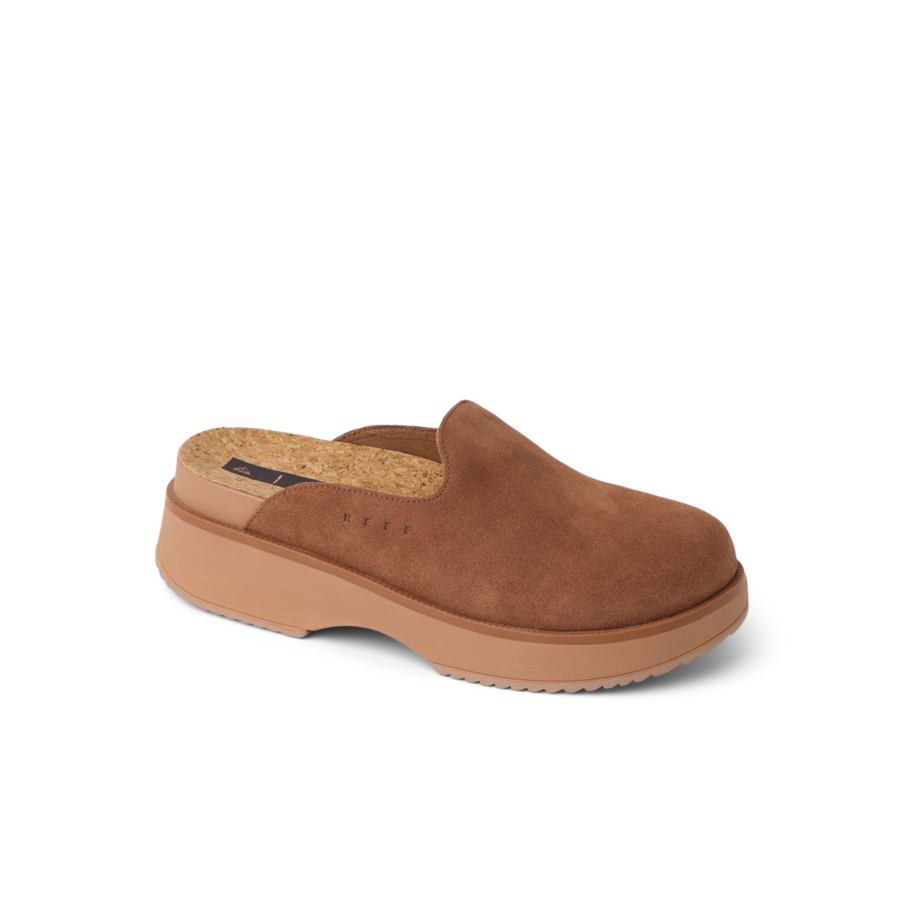 CJ8748_VISTA_SKYE_WALNUT_SUEDE_MAIN_SHADOW-900x900-c4cc11b.png