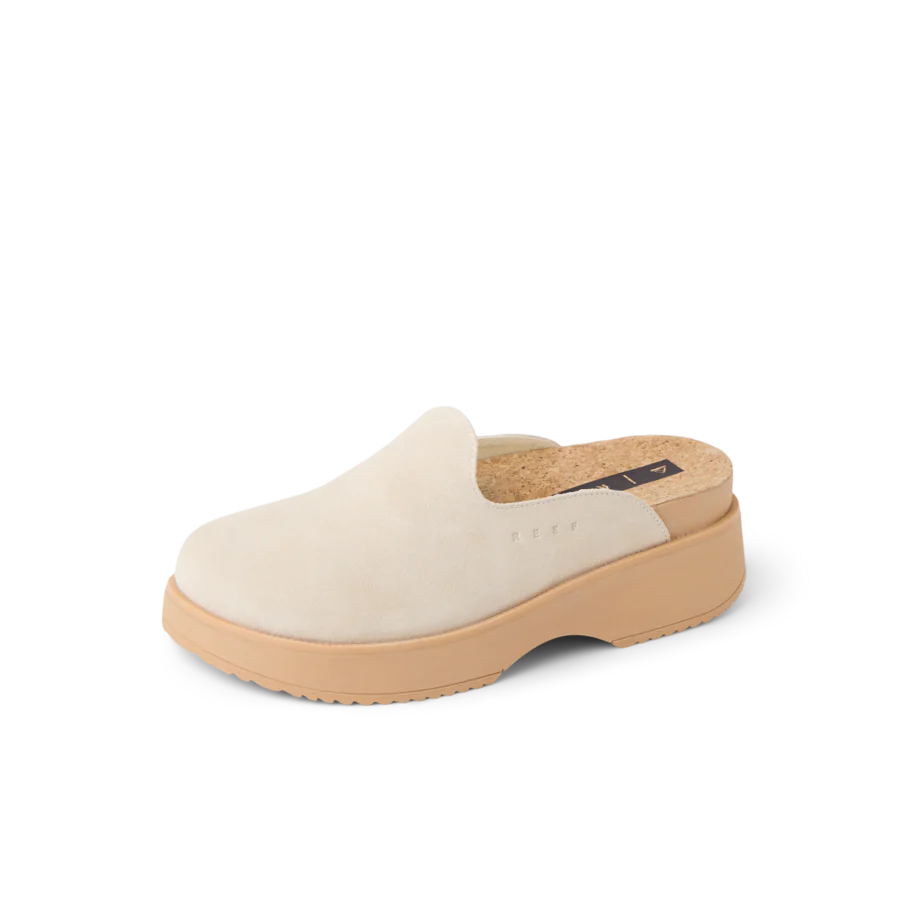 CJ8749_VISTA_SKYE_VINTAGE_SUEDE_LS_SHADOW-900x900-c4cc11b.webp