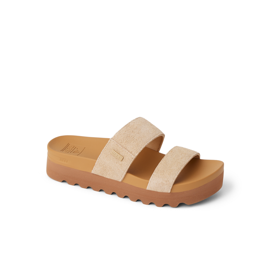 CJ8899_CUSHION_VISTA_HI_SAND_SUEDE_MAIN_SHADOW-900x900-c4cc11b.png