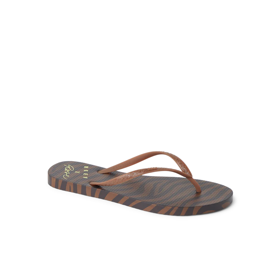 CJ8903_REEF_SEASIDE_PRINTS_CHOCOLATE_WAVE_MAIN_SHADOW-900x900-c4cc11b.webp