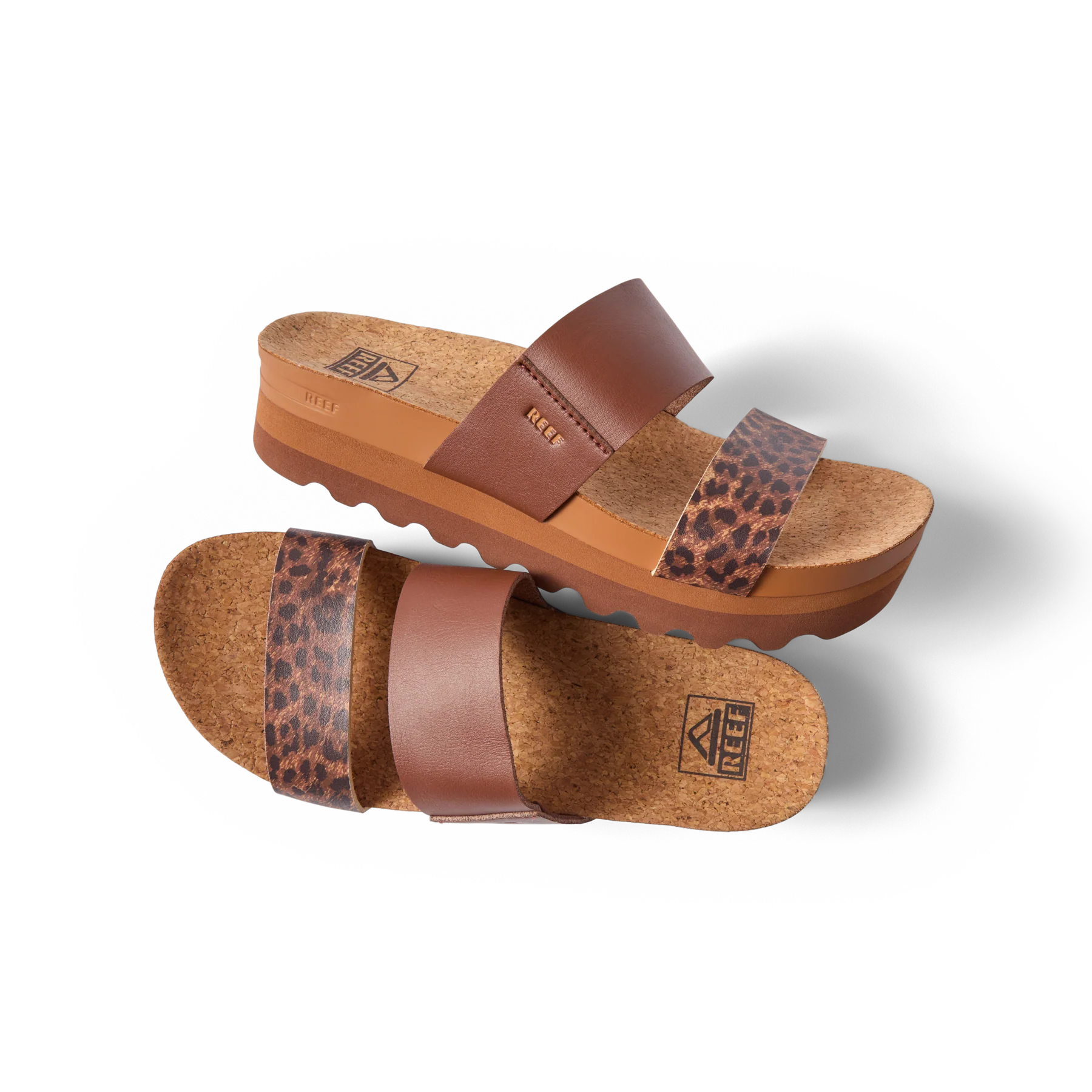 CJ9011CUSHIONVISTAHIBROWNLEOPARD-00_WB-2500x2500-83e7224_1.webp