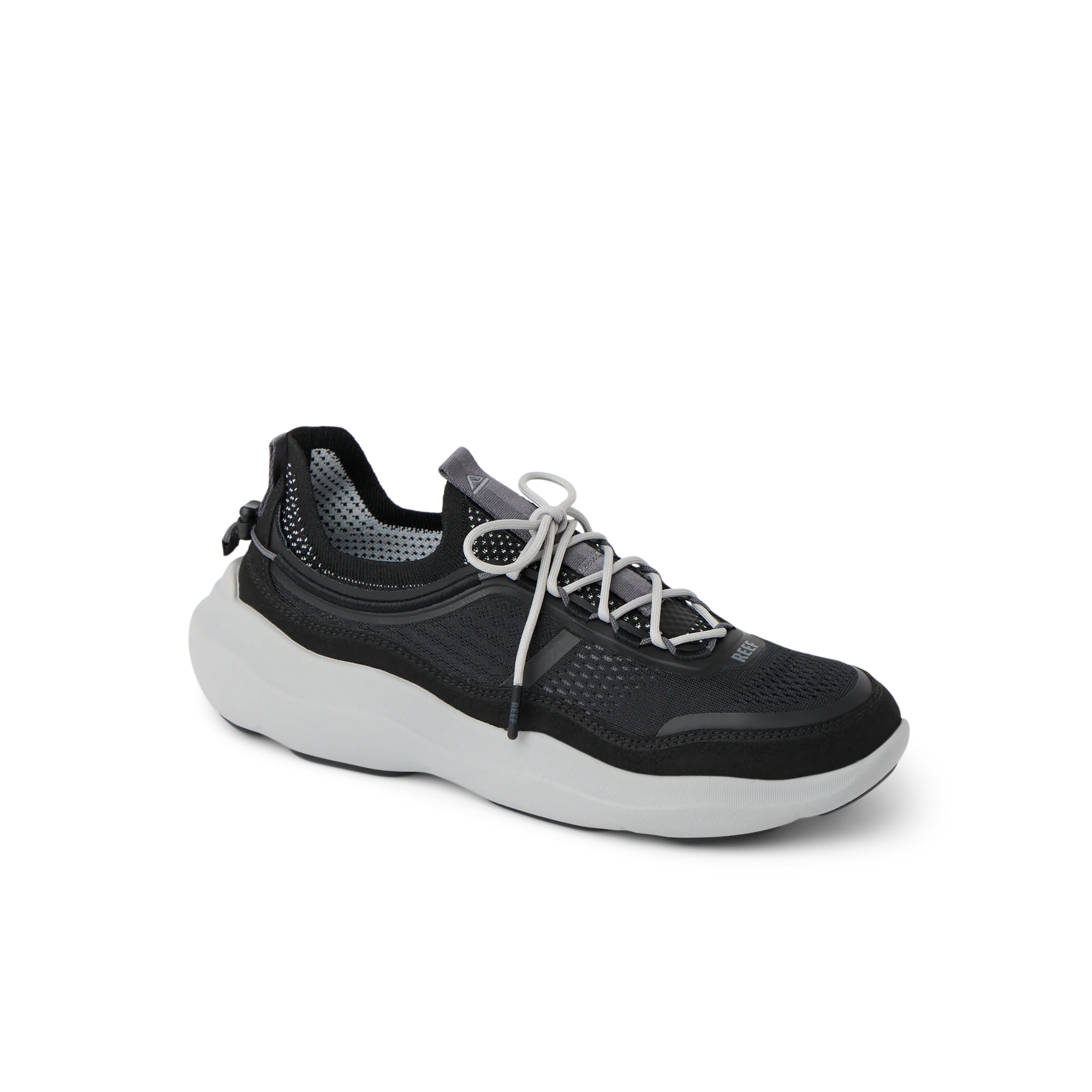 CJ9329_SHOREBREAK_TRV_BLACK_MAIN.webp