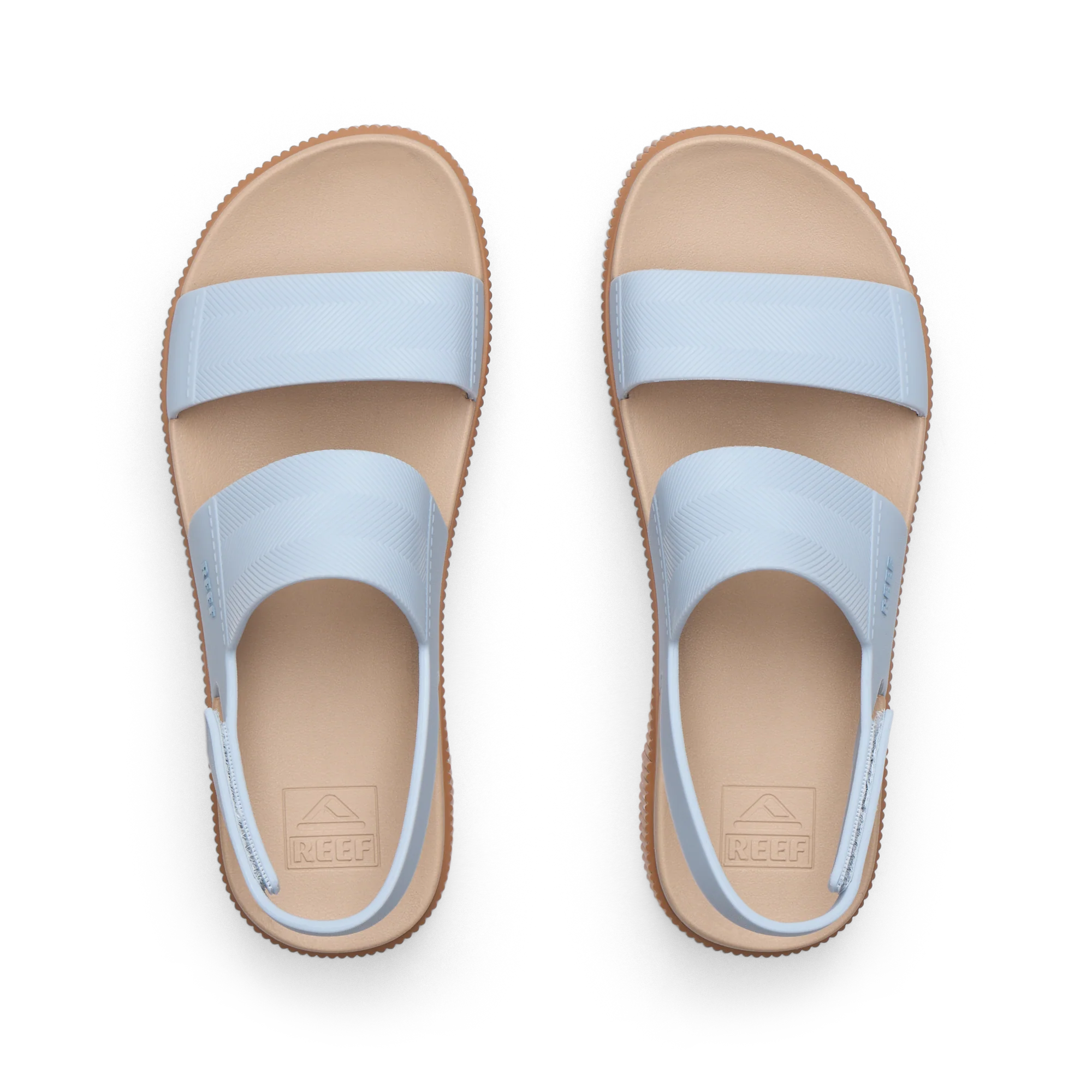 CJ9593_WATER_VISTA_HIGHER_PALE_BLUE_SAND_T_SHADOW.webp