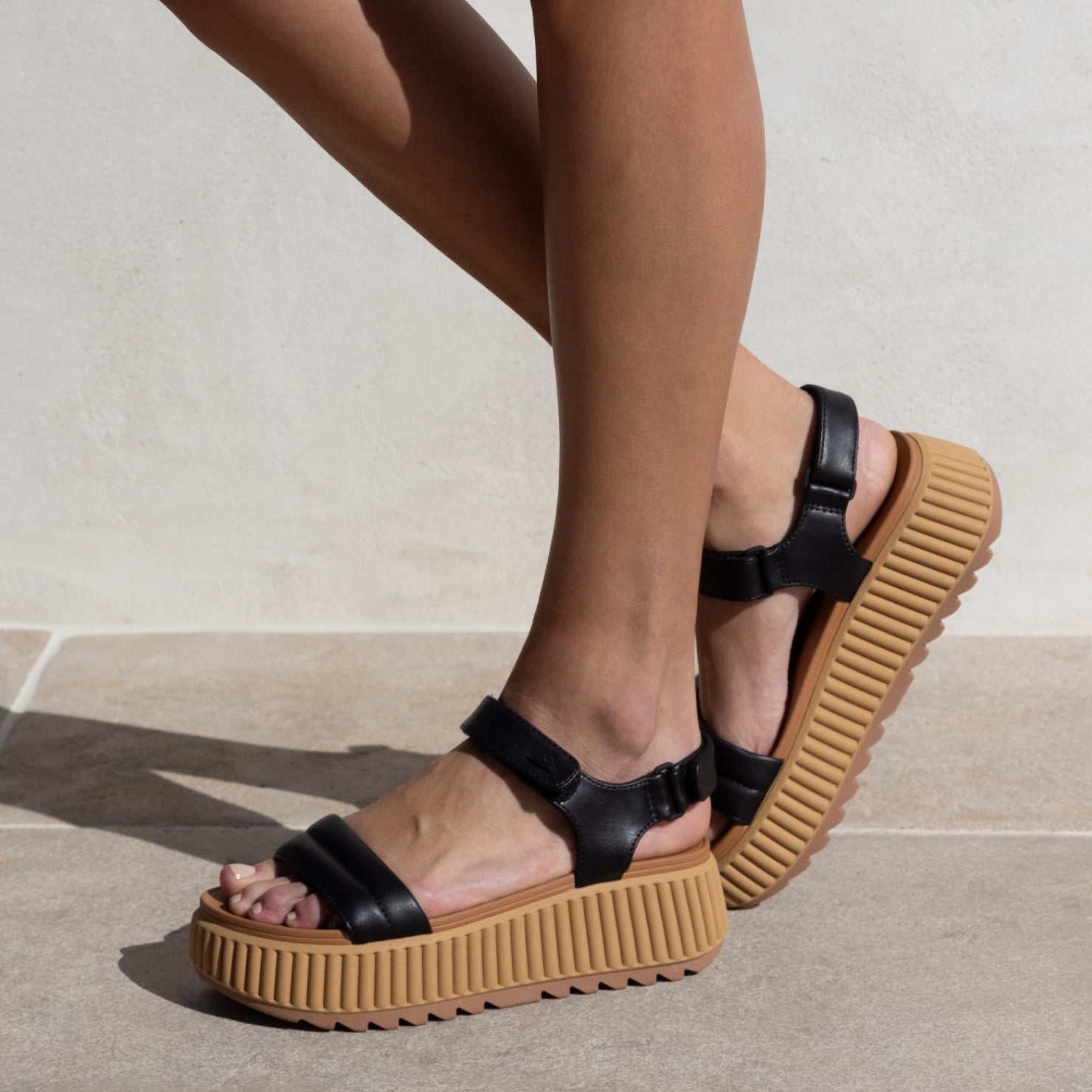 PDP-RAYA_BLACK-PDPALT-01.jpg