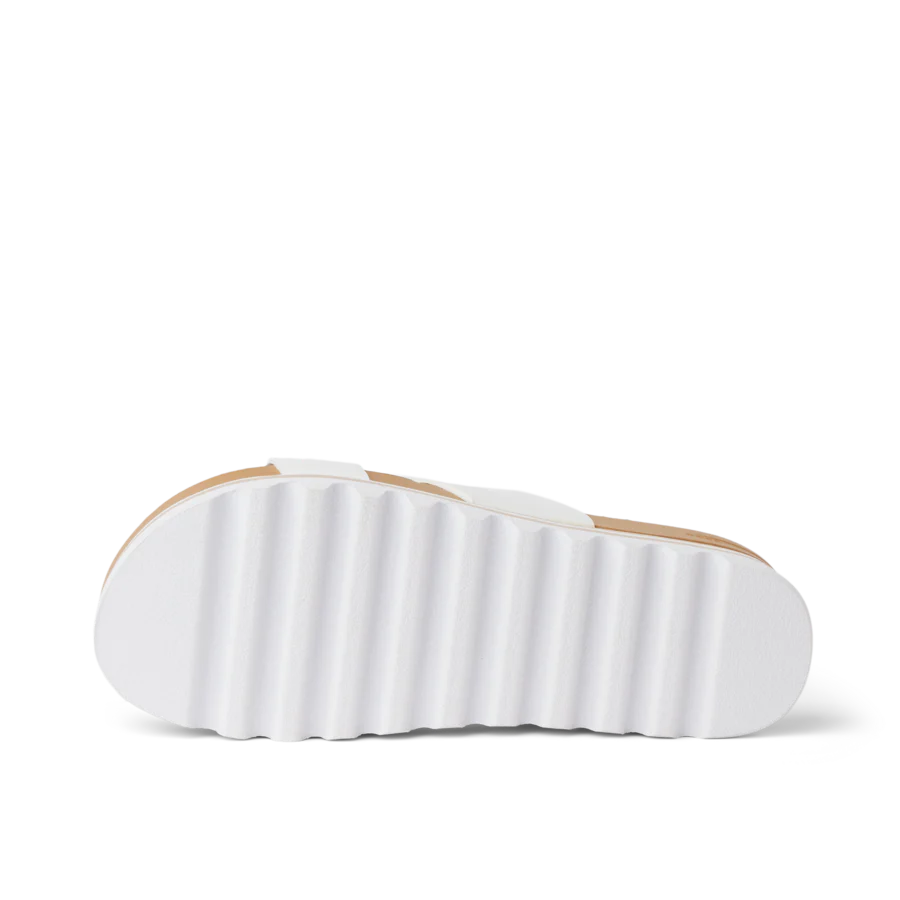 RF0A3YP5CLD_Cushion_Vista_Hi_Cloud_O_SHADOW-900x900-c4cc11b.webp