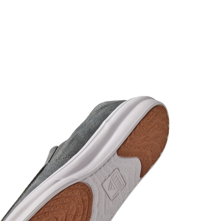 SWELLSOLEPACIFICSMOKEGREYCJ9371_17547_WB-900x900-c4cc11b.png