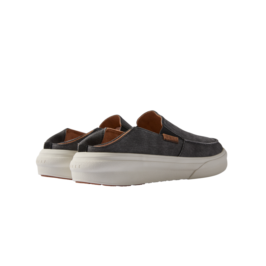 SWELLSOLE_PACIFIC_BLACK_CJ9372_17536_WB-900x900-c4cc11b.png