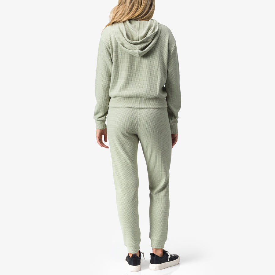 Tina_Thermal_Hoodie_Desert_Sage_3FWKJ1030SAGE__2761-Edit-Edit.jpg