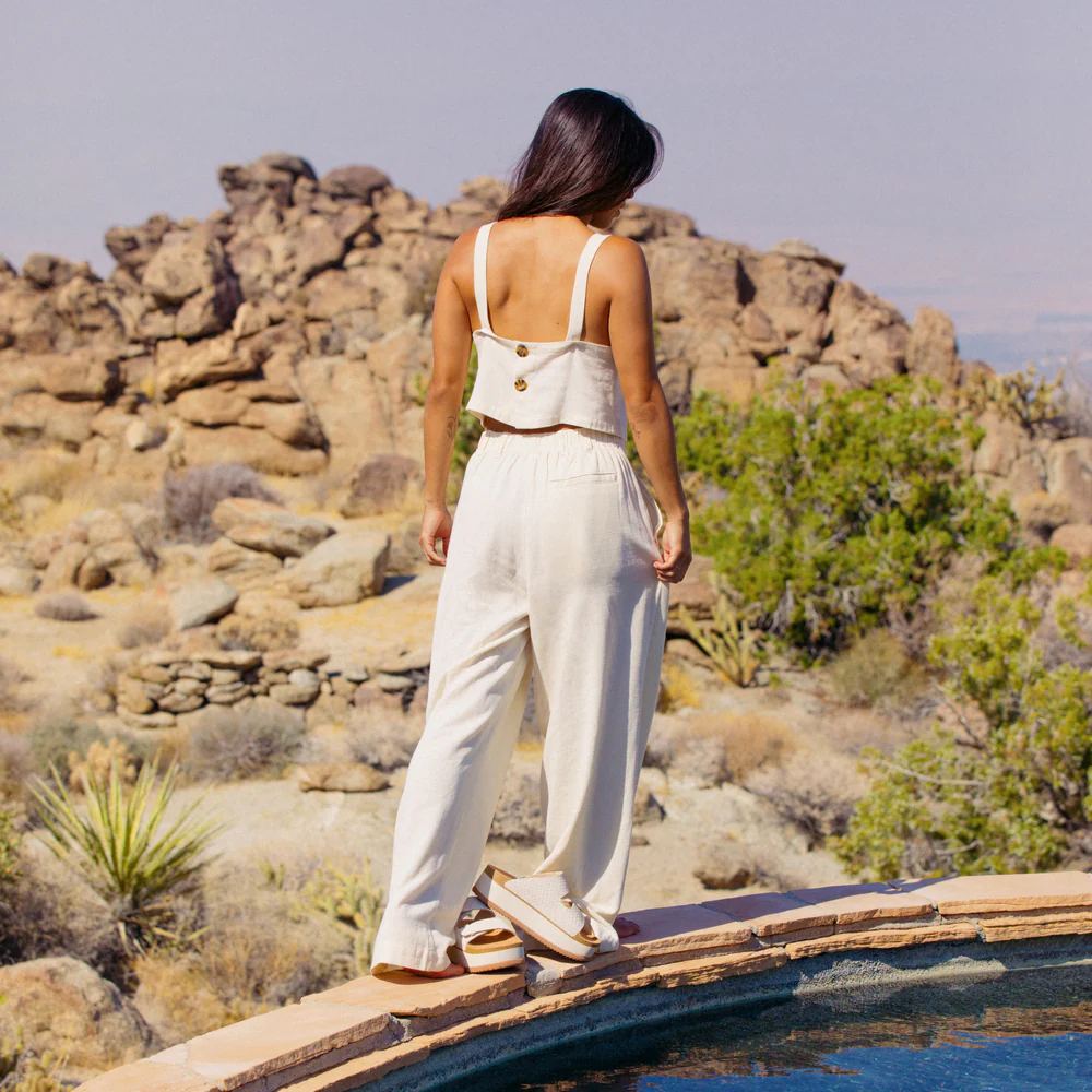 Tori_Linen_Tank_Almond_Milk_3FWWT1028ALM_Tori_Linen_Pant_3FWWP1005ALM_-_1-1000x1500-b82e9bb_1.webp